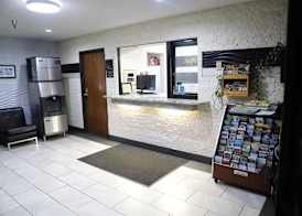 Super 8 by Wyndham Richmond Airport VA 2