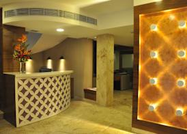 La Woods Hotel 4