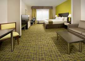 Holiday Inn Express & Suites CARYVILLE by IHG 3