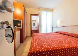 Hotel Harmony con piscina panoramica 4