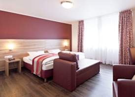 Adolphs Hotel 3