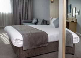 Holiday Inn LONDON - LUTON AIRPORT by IHG 5
