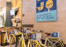 Mojo Hotel & Market 5