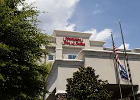 Hampton Inn & Suites Greensboro/Coliseum Area 2