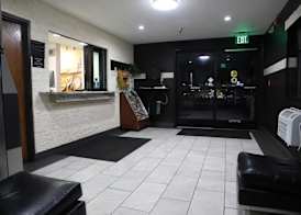 Super 8 by Wyndham Richmond Airport VA 3