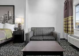 Super 8 by Wyndham Carthage TX 5