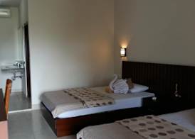 Desak Putu Putra Home Stay 2
