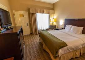 Baymont by Wyndham Crestview 4