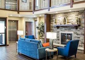 Comfort Inn & Suites Riverview near Davenport and I-80 3