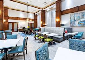 Hampton Inn & Suites Houston Heights I-10 5