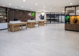 Holiday Inn LONG ISLAND - ISLIP ARPT EAST by IHG 2