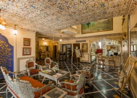 Umaid Mahal - A Heritage Style Boutique Hotel 4