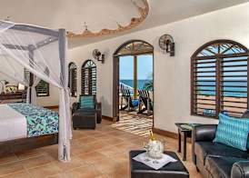The Nook, Design Led 2BR Villa, Walk to Beach, Jakes, Restaurants and More 4