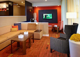 Courtyard by Marriott Lexington North 2