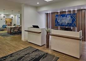 Holiday Inn Express & Suites CHARLESTON DWTN – MEDICAL CTR by IHG 3
