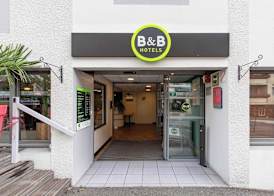 B&B HOTEL Lourdes Centre Gare 3 étoiles 4