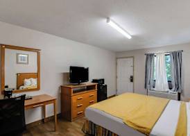 Americas Best Value Inn Torrington CT 5