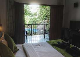 Sundaras Sigiria Jungles Cave Resort 3
