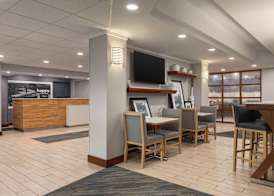 Hampton Inn Charlottesville 5