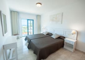 Aparthotel Neptuno Costadeje 3