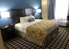 Baymont by Wyndham Latham Albany Airport 3