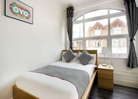 The Broadway Hotel - London Heathrow 4