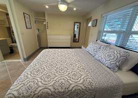 Manatee Bay Inn 2