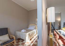 S.maria Novella Suite 4