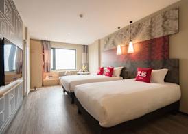 Ibis Xian Xingqing Palace Park Hotel 4