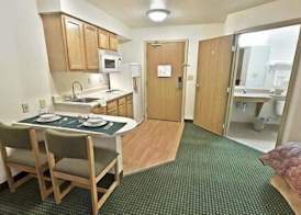 Birch Hill Suites Dayton-WP AFB 4