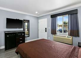 3rd Avenue Inn 4