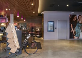 Moxy Frankfurt Airport 3