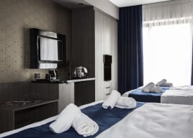 The District Hotel 3
