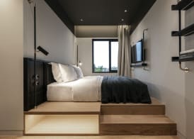 The Modernist Athens 5