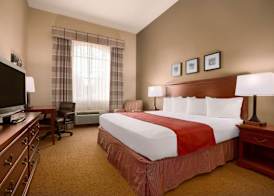 Country Inn & Suites by Radisson, Humble IAH East 5