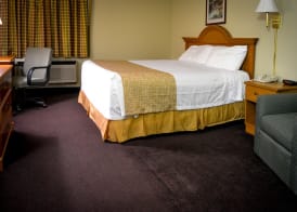 Travelodge by Wyndham St. Louis 5