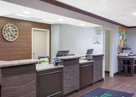 Wingate by Wyndham Charleston Coliseum 3