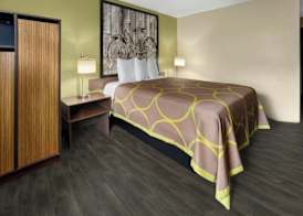 Super 8 by Wyndham St. Clairsville OH/Wheeling WV Area 5