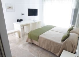 Hotel Senderos 5
