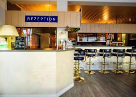 Hotel Bohn 4