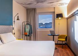 Ibis Malaga Centro Ciudad 5