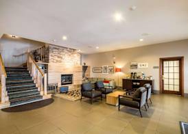 Country Inn & Suites by Radisson, Fond du Lac, WI 3