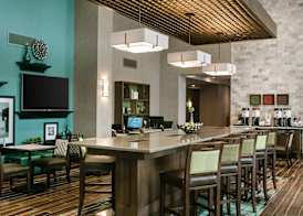 Hampton Inn & Suites Mason City, IA 4