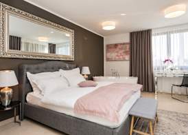 Plitvice Falls Cottage - Luxury rooms & Dinner 2