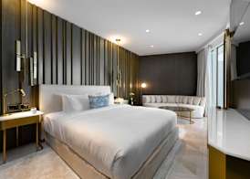 Maison Privee - Glamourous Apt with Sea Views at FIVE Palm 3