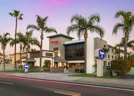 Hampton Inn by Hilton Costa Mesa Newport Beach 2