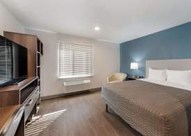 WoodSpring Suites Dayton North 5