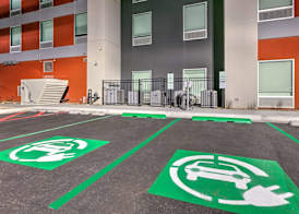 Home2 Suites By Hilton Tulsa Airport 2