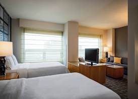Renaissance Chicago O'Hare Suites Hotel 4