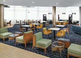 Courtyard by Marriott Los Angeles Woodland Hills 2